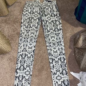 Printed skinny jeans